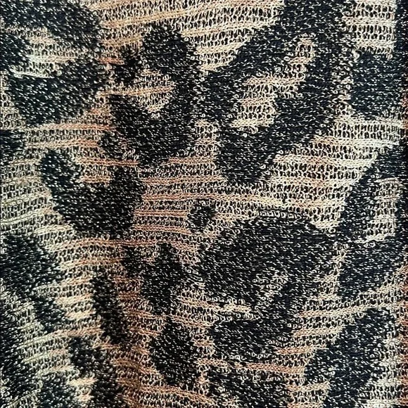 Old Money Timeless St. John Animal Print Sparkly Knit Cardigan - Picture 4 of 6
